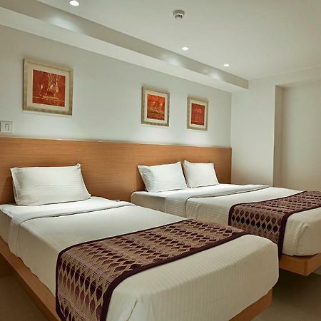 Hotel Leafio-Near Airport Mumbai Exterior foto